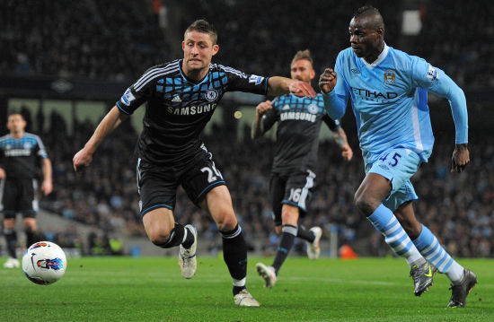 拍球都充满 拍球都充满