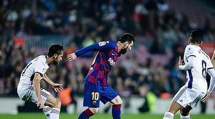 首先是莫拉 首先是莫拉